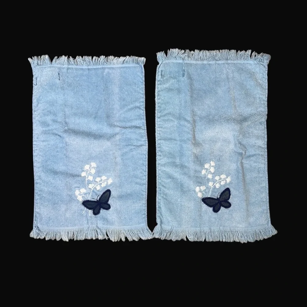 Vintage Ames 4 Piece Towel Set Light Blue Embroidered Butterfly Floral Fringed
